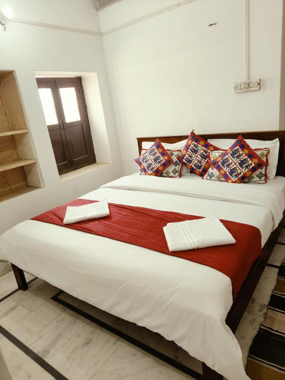 Hotel Shahiraj ไจซัลเมอร์ ภายนอก รูปภาพ