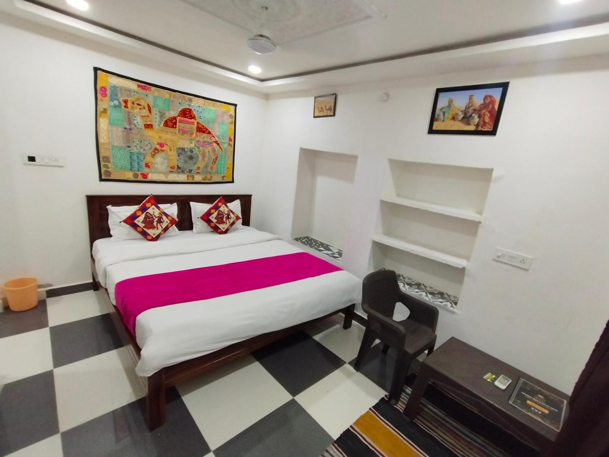 Hotel Shahiraj ไจซัลเมอร์ ภายนอก รูปภาพ